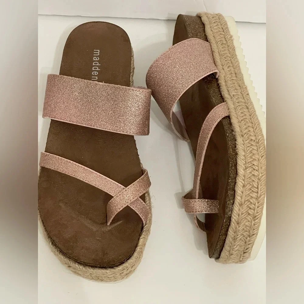 Madden Girl Metallic Rose Gold Espadrilles Sandal Size 7.5 platform